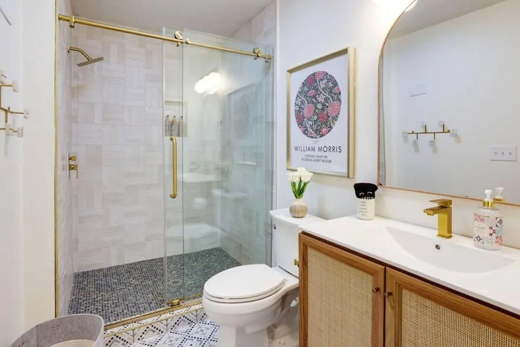 Contemporary Stylish Home Btw Dwtn Savannah&Tybee! Savannah